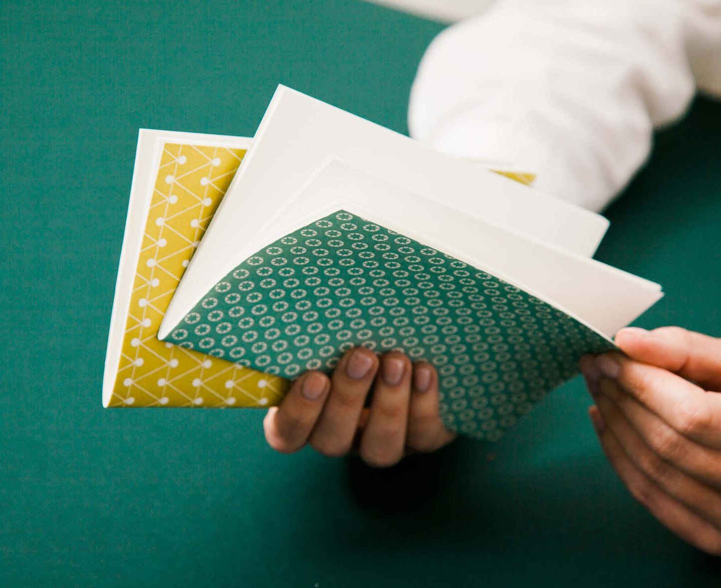 Set of 2 Pocket Books Dash & Tiny Stars Print - plain pages