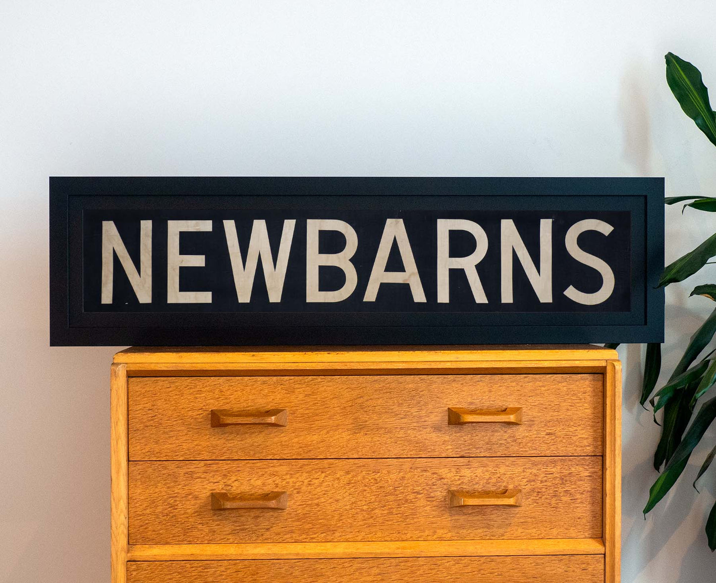 Newbarns 1960s Framed Bus Blind