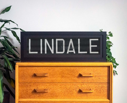 Lindale 1960s Framed Bus Blind