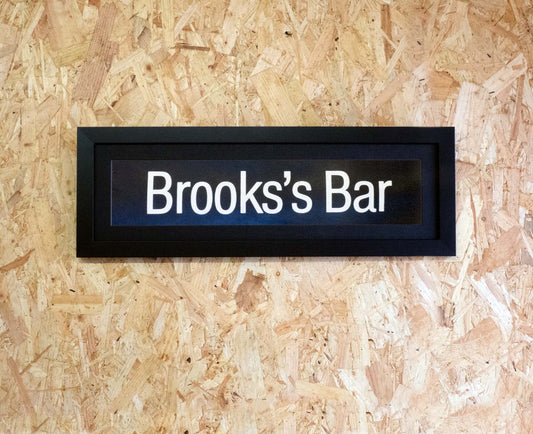 Brooks's Bar Mini Framed Bus Blind