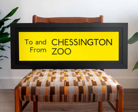 Chessington Zoo Framed Yellow London Bus Blind